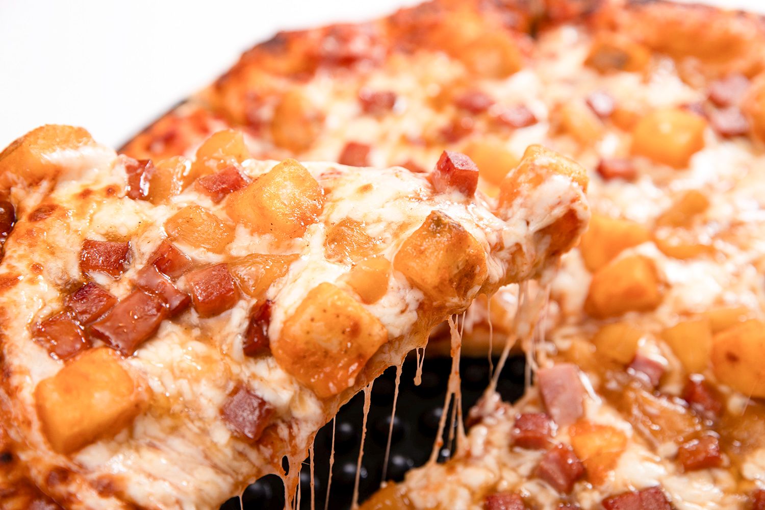 Holiday Ham Pizza $18.75 03.jpg